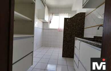 Imagem: O apartamento possui 2 Dormitórios, 2 Banheiros, 1 Vaga na