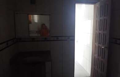 Imagem: A casa possui 2 Dormitórios, 1 Banheiro, 60m² de Área e