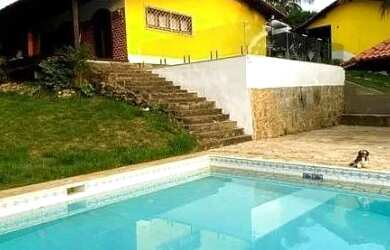 Imagem: A casa em condomínio possui 5 Dormitórios, 5 Banheiros, 5