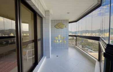 Imagem 3: Apartamento com varanda e vista mar na Praia da Enseada, 3 quartos sendo...