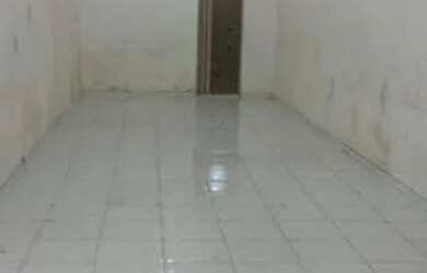 Imagem: O depósito possui 1 Vaga na garagem, 60m² de Área e está