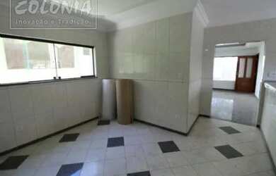 Imagem: A casa possui 4 Dormitórios, 5 Banheiros, 5 Vagas na garagem