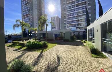 Imagem: O apartamento possui 3 Dormitórios, 1 Banheiro, 2 Vagas na