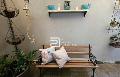 Imagem: A casa possui 5 Dormitórios, 5 Banheiros, 3 Vagas na garagem