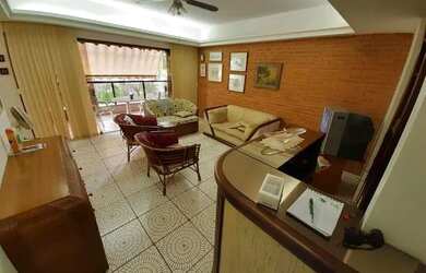 Imagem: O apartamento possui 4 Dormitórios, 4 Banheiros, 1 Vaga na