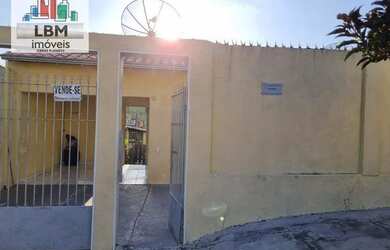 Imagem: A casa possui 2 Dormitórios, 1 Banheiro, 190m² de Área e