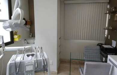 Imagem: O depósito possui 1 Vaga na garagem, 41m² de Área e está