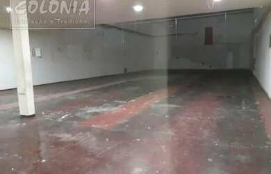 Imagem: O depósito possui 658m² de Área e está localizado em Centro