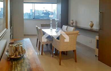 Imagem: O apartamento possui 3 Dormitórios, 3 Banheiros, 2 Vagas na