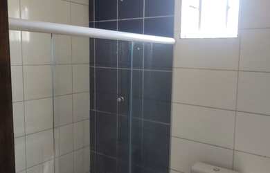 Imagem: A casa possui 3 Dormitórios, 3 Banheiros, 1 Vaga na garagem