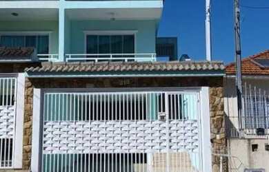 Imagem: A casa possui 3 Dormitórios, 4 Banheiros, 5 Vagas na garagem