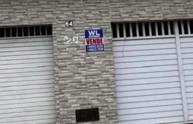 Imagem: A kitnet possui 5 Dormitórios, 4 Banheiros, 1 Vaga na garagem