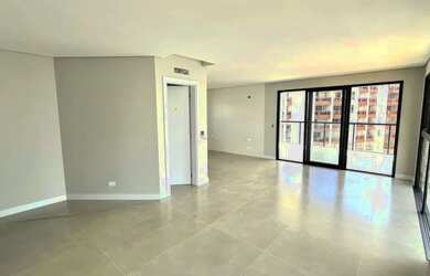 Imagem 7: Apartamento de 3 Suítes com Vista Mar em Caiobá no Edifício Galileu...