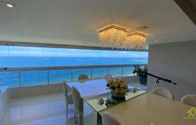 Imagem: O apartamento possui 5 Dormitórios, 5 Banheiros, 3 Vagas na