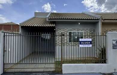 Imagem: A casa possui 2 Dormitórios, 1 Banheiro, 1 Vaga na garagem