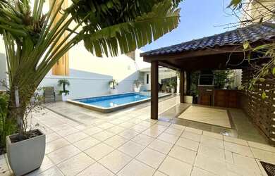 Imagem 2: Linda casa ALTO PADRÃO, localização central