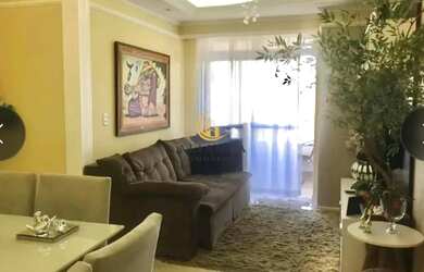 Imagem: O apartamento possui 3 Dormitórios, 1 Banheiro, 1 Vaga na garagem