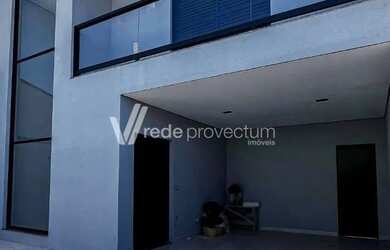 Imagem: A casa possui 3 Dormitórios, 3 Banheiros, 3 Vagas na garagem