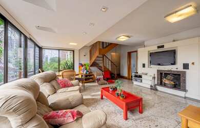 Imagem: O apartamento na cobertura possui 4 Dormitórios, 3 Banheiros