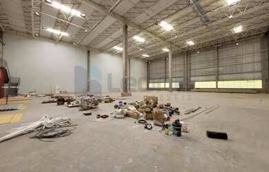 Imagem 3: Galpão para Locação em Itapevi, Itaqui, 6 banheiros, 10 vagas