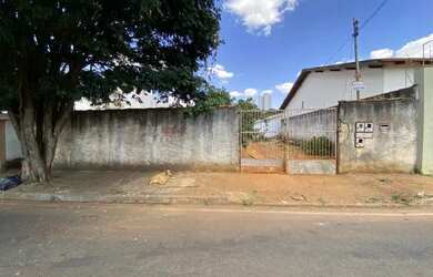 Imagem: O terreno possui 490m² de Área e está localizado em Jundiaí