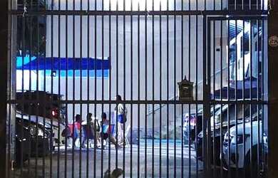 Imagem: O depósito possui 220m² de Área e está localizado em Maranduba