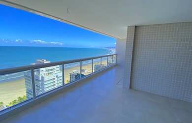 Imagem 14: Sua cobertura na praia com incrível vista mar, em localização nobre na cidade que mais cre