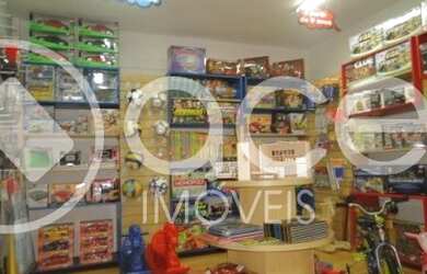 Imagem: O depósito possui 81m² de Área e está localizado em Buritis