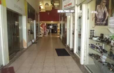 Imagem 2: Shopping para aluguel possui 19 metros quadrados em Itapuã - Salvador...