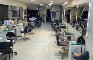 Imagem: O depósito possui 180m² de Área e está localizado em Recreio