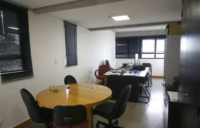 Imagem: Estúdio com 3 níveis no Santa Lúcia