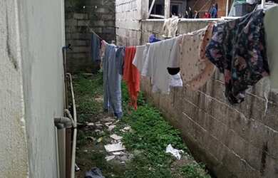 Imagem 2: TERRENO COM 2 CASAS