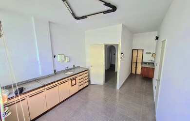 Imagem: O depósito possui 30m² de Área e está localizado em Copacabana