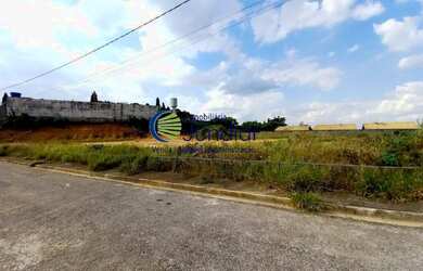 Imagem: O terreno possui 406m² de Área e está localizado em Horto