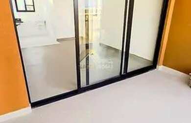 Imagem 8: Elegante Residência de Alto Padrão para Locação - Buraquinho