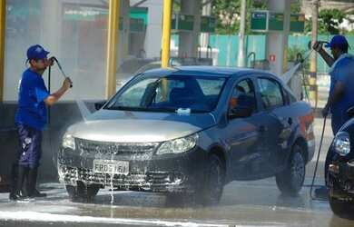 Imagem: O depósito possui 1 Vaga na garagem, 120m² de Área e está