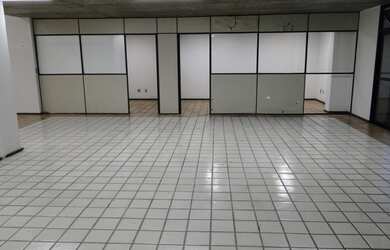 Imagem 13: Loja para venda com 495 metros quadrados em Praia do Canto - Vitória...