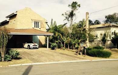 Imagem: A casa em condomínio possui 2 Dormitórios, 4 Banheiros, 5