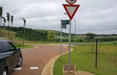 Imagem: O terreno possui 1491m² de Área e está localizado em Loteamento
