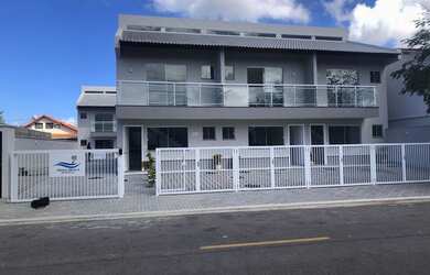 Imagem: A casa em condomínio possui 2 Dormitórios, 2 Banheiros, 1