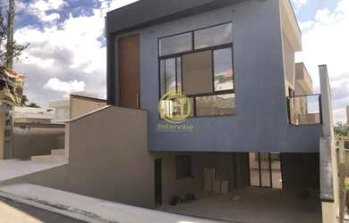 Imagem: A casa em condomínio possui 3 Dormitórios, 4 Banheiros, 4