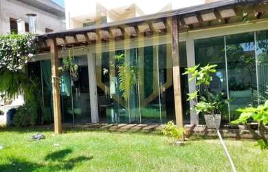 Imagem: A casa em condomínio possui 4 Dormitórios, 5 Banheiros, 4