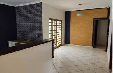 Imagem: A casa possui 2 Dormitórios, 1 Banheiro, 64m² de Área e está