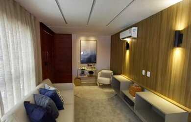 Imagem: A casa possui 3 Dormitórios, 4 Banheiros, 2 Vagas na garagem