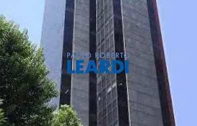 Imagem: O depósito possui 1 Vaga na garagem, 45m² de Área e Imóvel