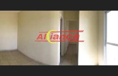 Imagem: A casa possui 2 Dormitórios, 1 Banheiro, 2 Vagas na garagem