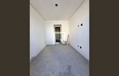 Imagem: O apartamento possui 2 Dormitórios, 2 Banheiros, 2 Vagas na