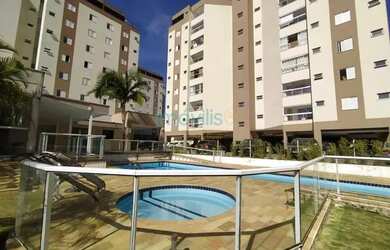 Imagem: O apartamento possui 3 Dormitórios, 1 Banheiro, 2 Vagas na