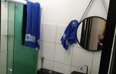 Imagem: O apartamento possui 2 Dormitórios, 1 Banheiro, 1 Vaga na garagem