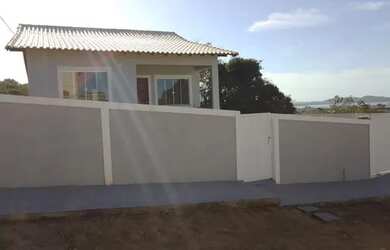 Imagem: A casa possui 2 Dormitórios, 2 Banheiros, 5 Vagas na garagem